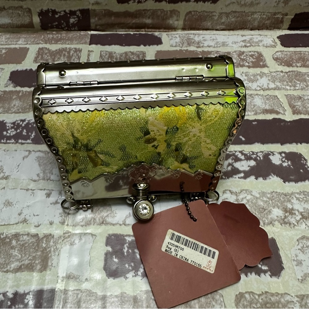 Classical Style Yellow and Silver Clutch Metal mini Bag - Picture 8 of 14